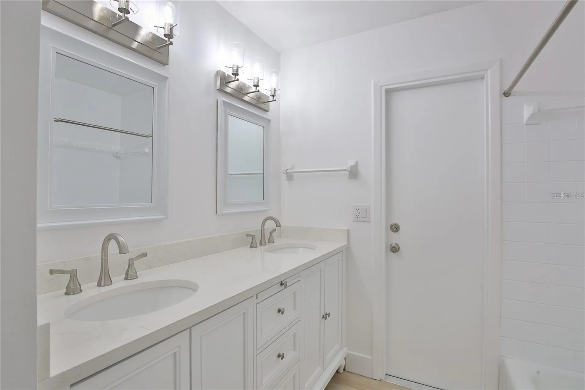 2834 Hardee Drive Sarasota FL 34231