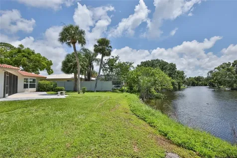 2834 Hardee Drive Sarasota FL 34231