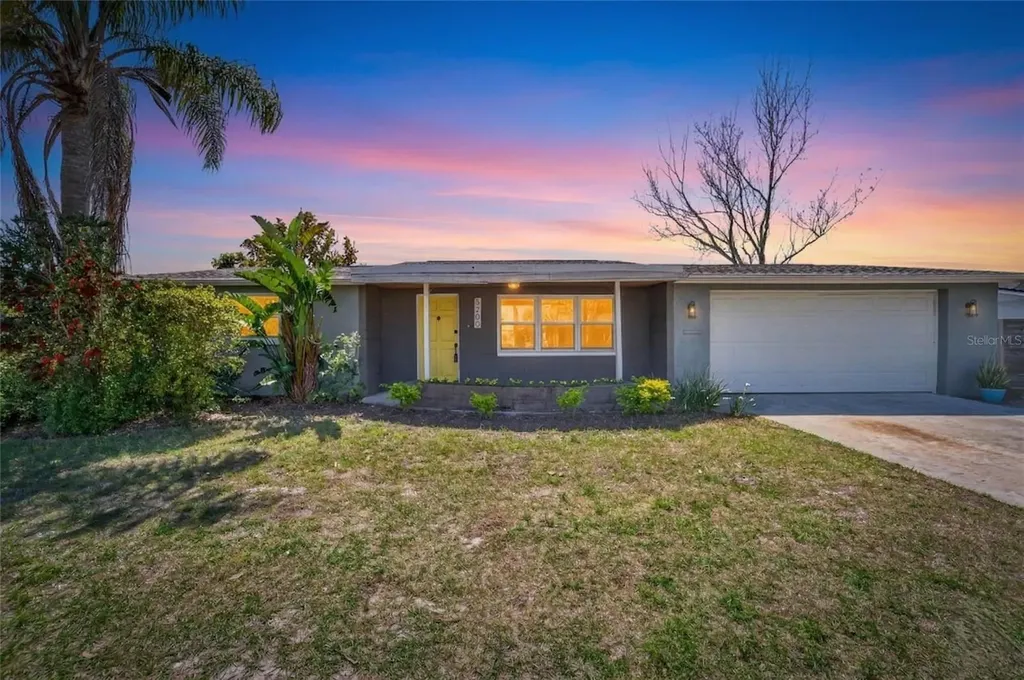 5300 Falcon Drive Holiday FL 34690