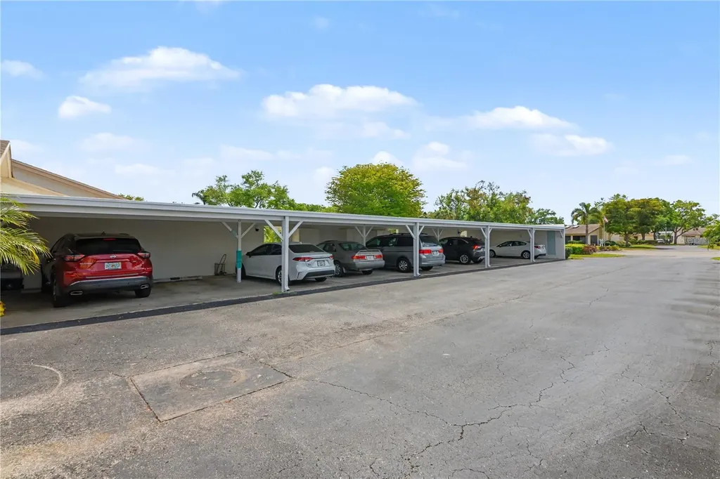6220 29th Avenue W Bradenton FL 34209
