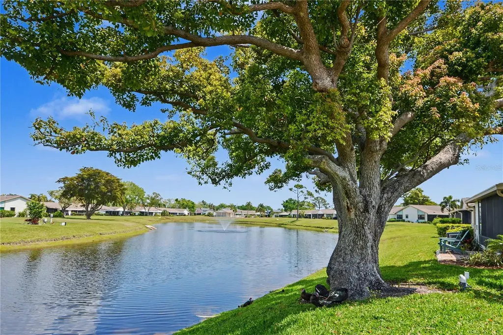 6220 29th Avenue W Bradenton FL 34209