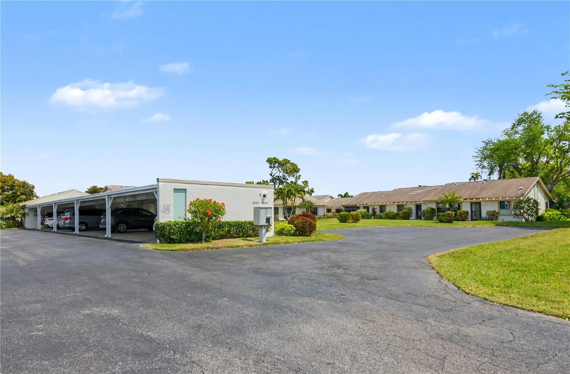 6220 29th Avenue W Bradenton FL 34209