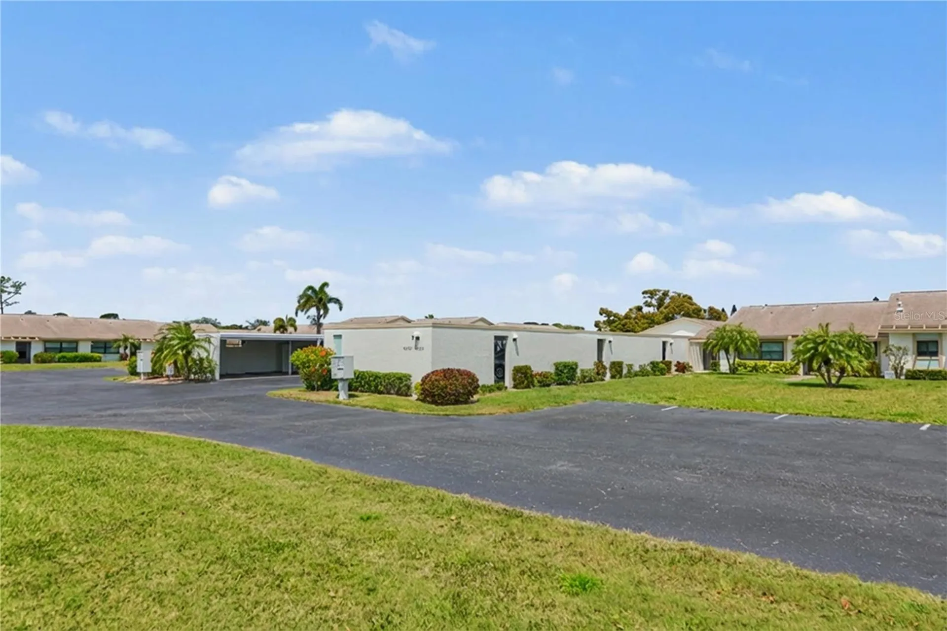 6220 29th Avenue W Bradenton FL 34209