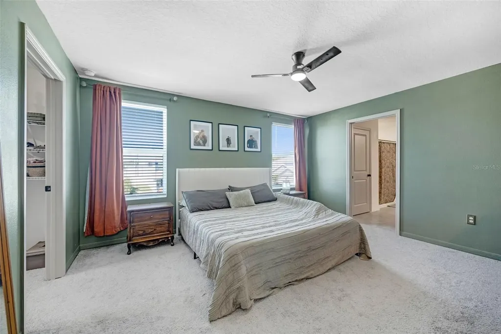 37092 Kings Crown Drive Zephyrhills FL 33541