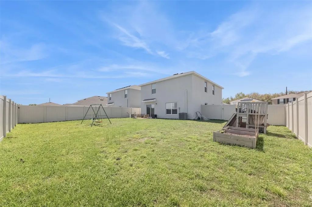 37092 Kings Crown Drive Zephyrhills FL 33541