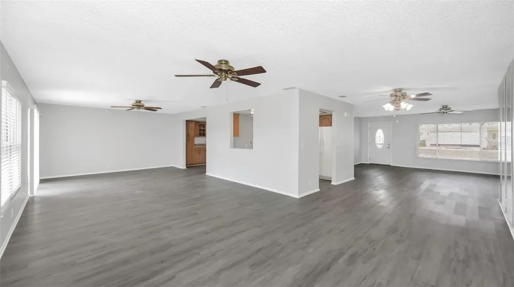 9220 40th Street N Pinellas Park FL 33782