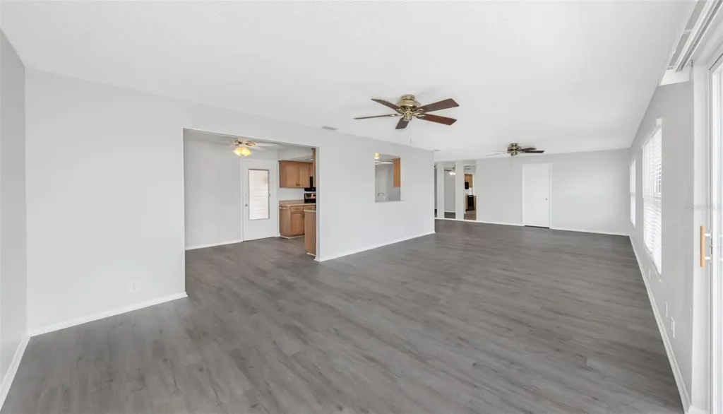 9220 40th Street N Pinellas Park FL 33782