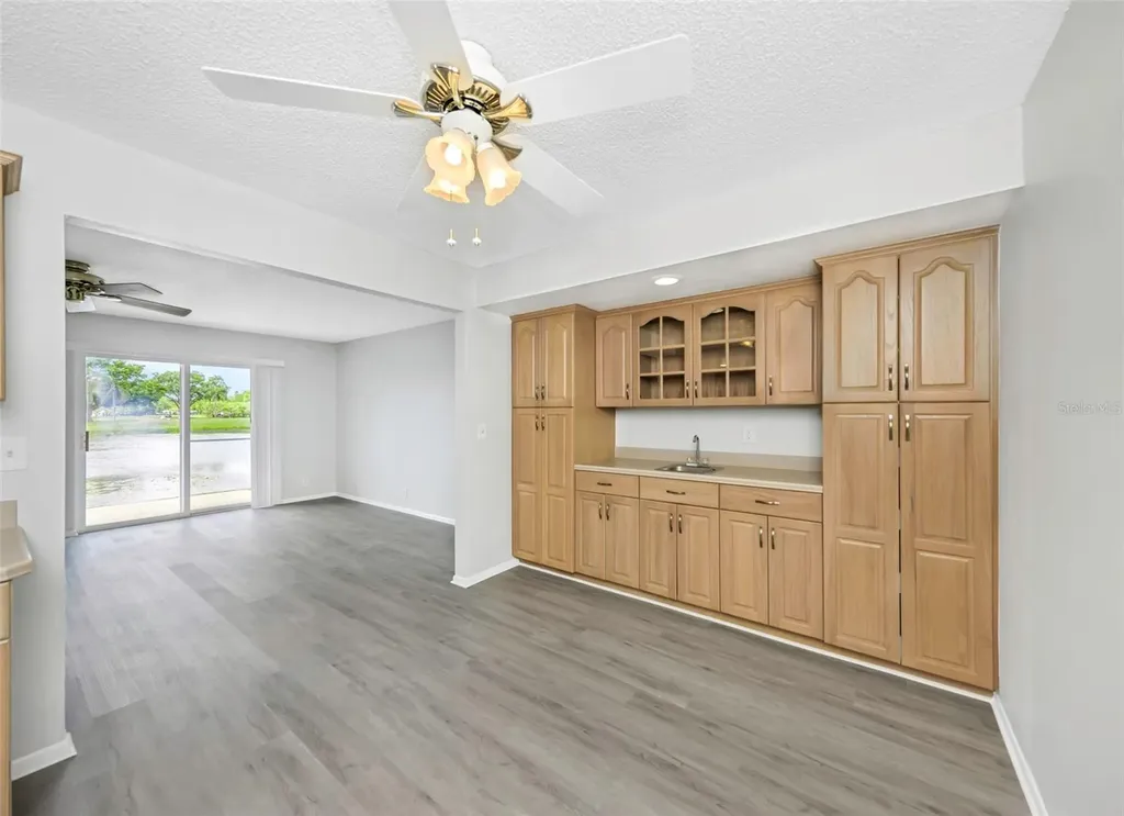 9220 40th Street N Pinellas Park FL 33782