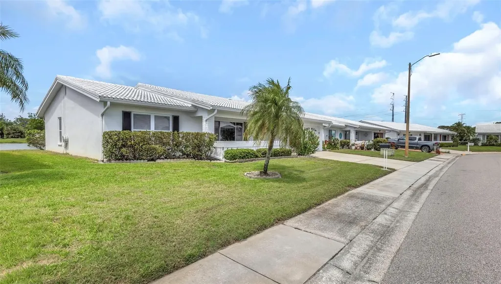 9220 40th Street N Pinellas Park FL 33782
