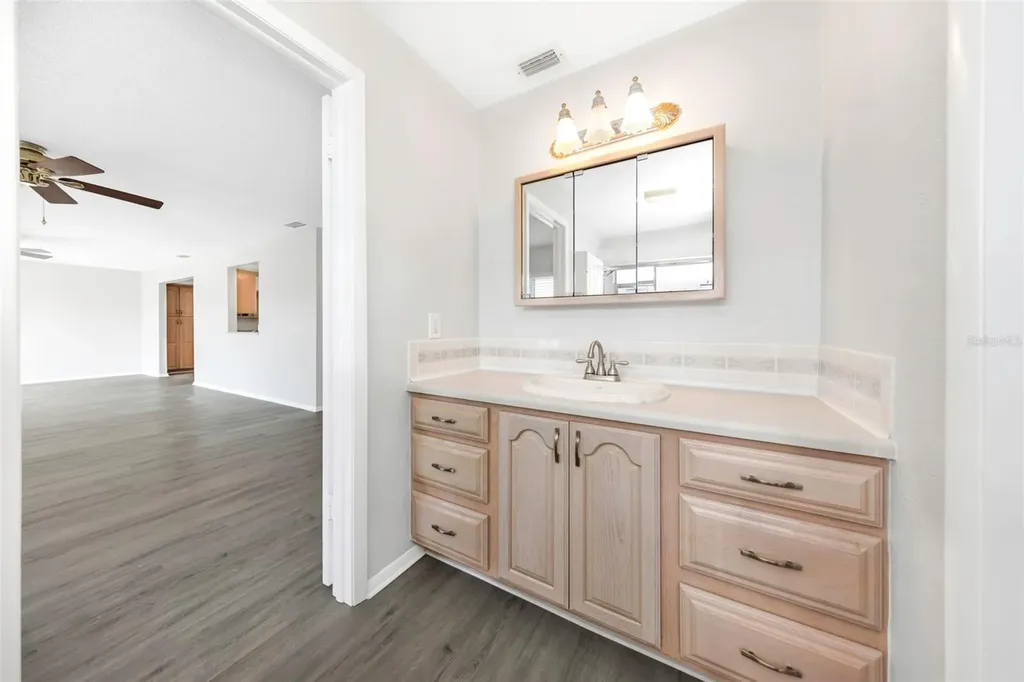 9220 40th Street N Pinellas Park FL 33782