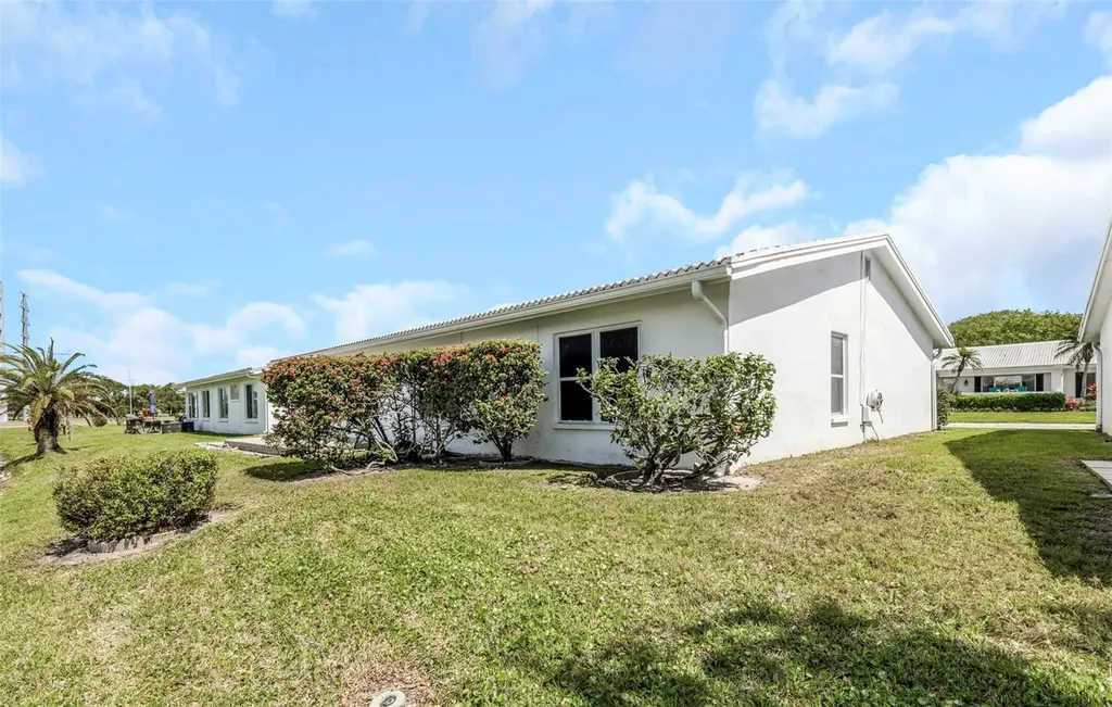9220 40th Street N Pinellas Park FL 33782