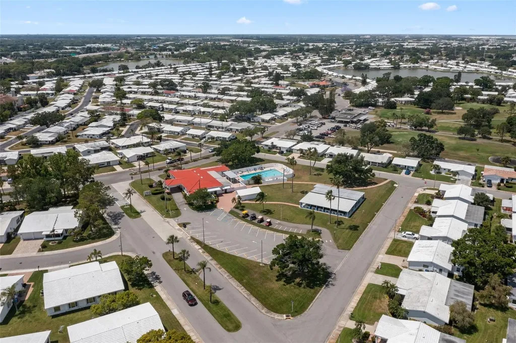 9220 40th Street N Pinellas Park FL 33782