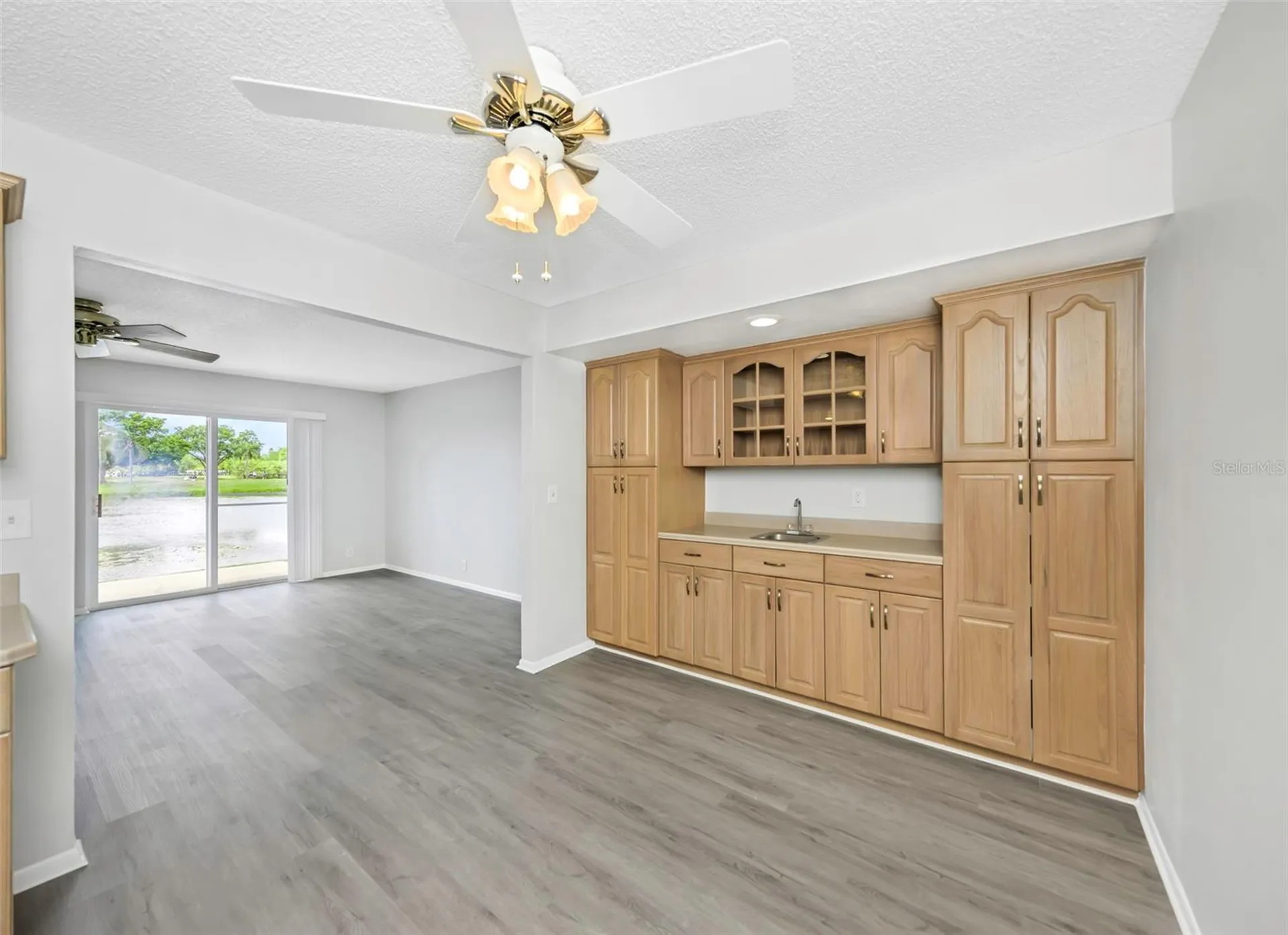 9220 40th Street N Pinellas Park FL 33782