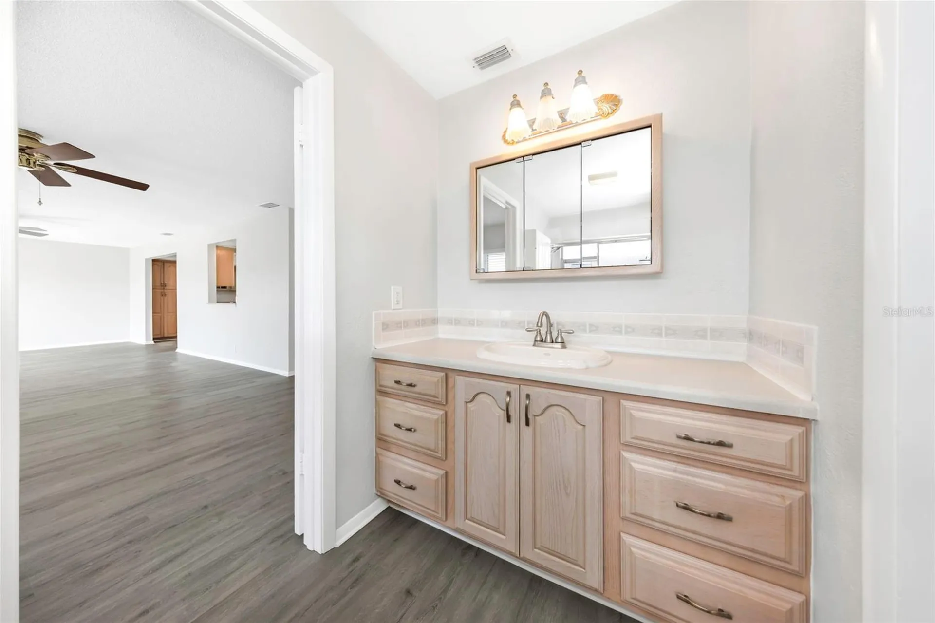 9220 40th Street N Pinellas Park FL 33782