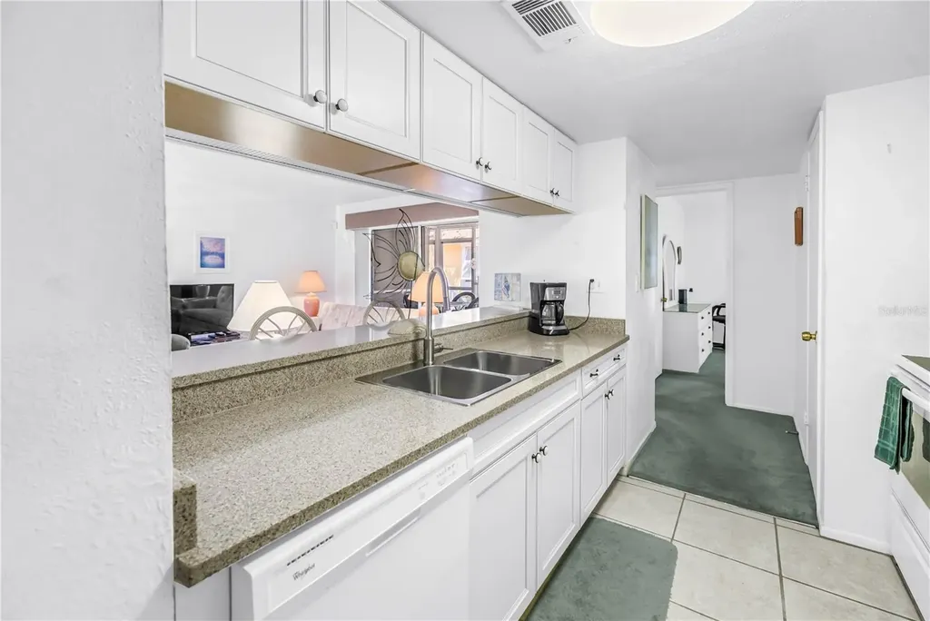 3742 41st Way S St Petersburg FL 33711