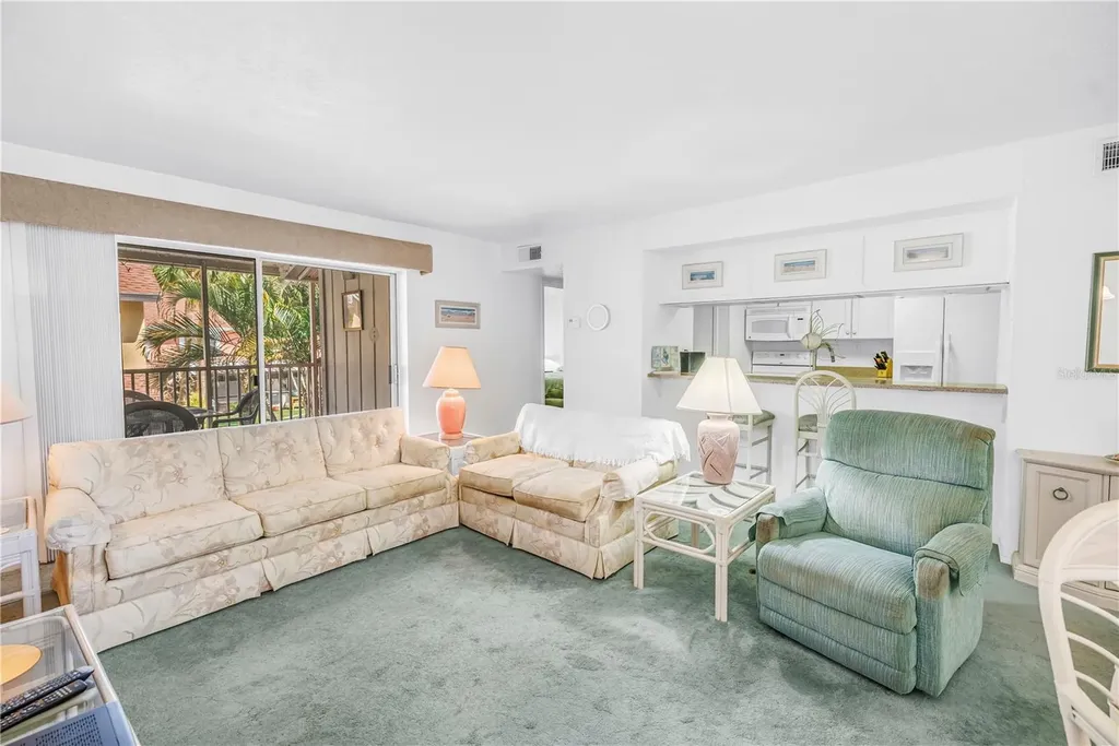 3742 41st Way S St Petersburg FL 33711