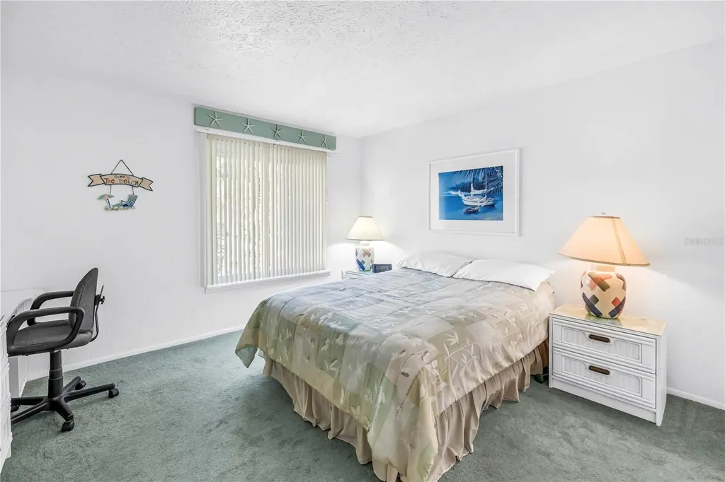 3742 41st Way S St Petersburg FL 33711