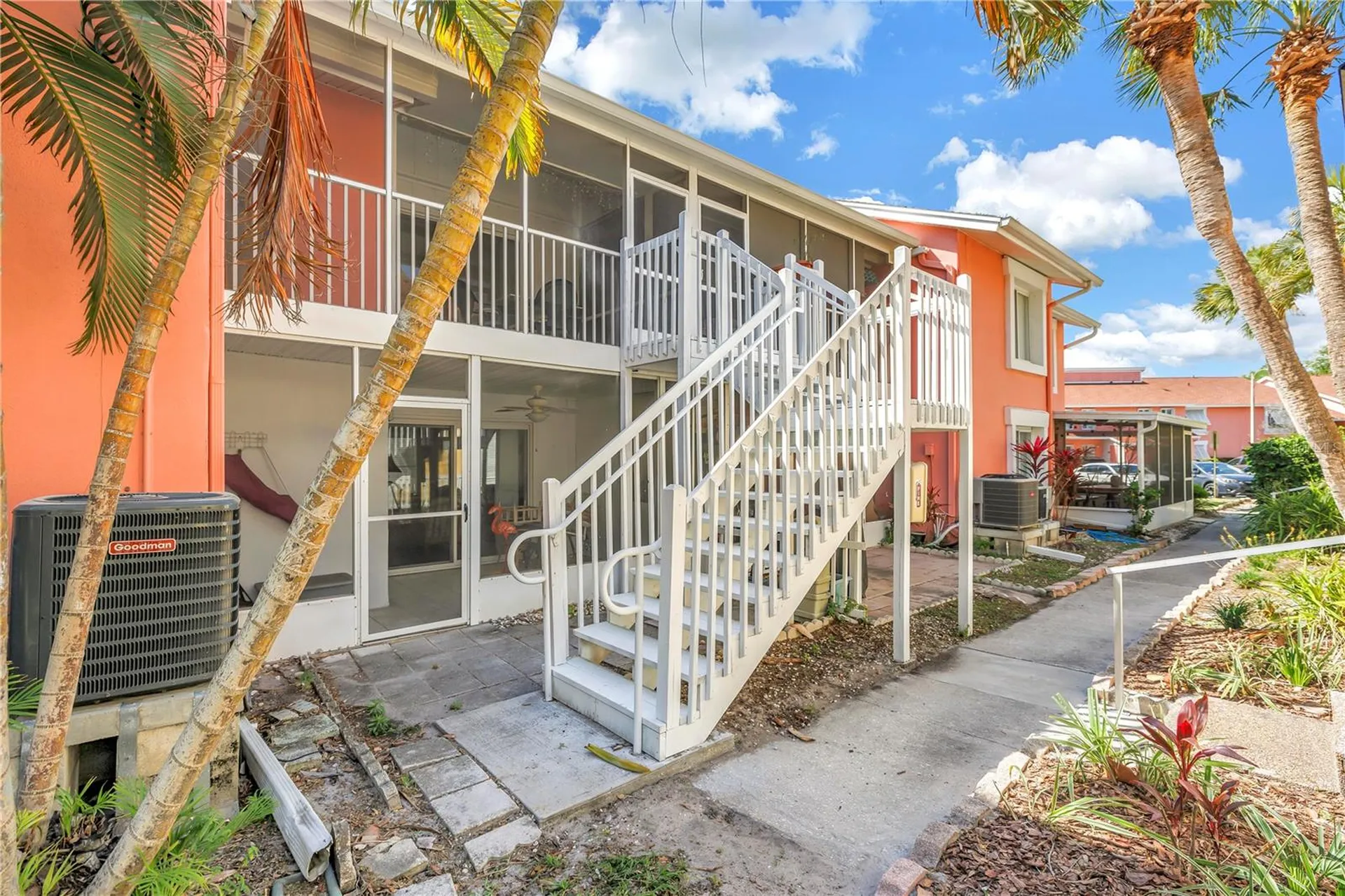 3742 41st Way S St Petersburg FL 33711