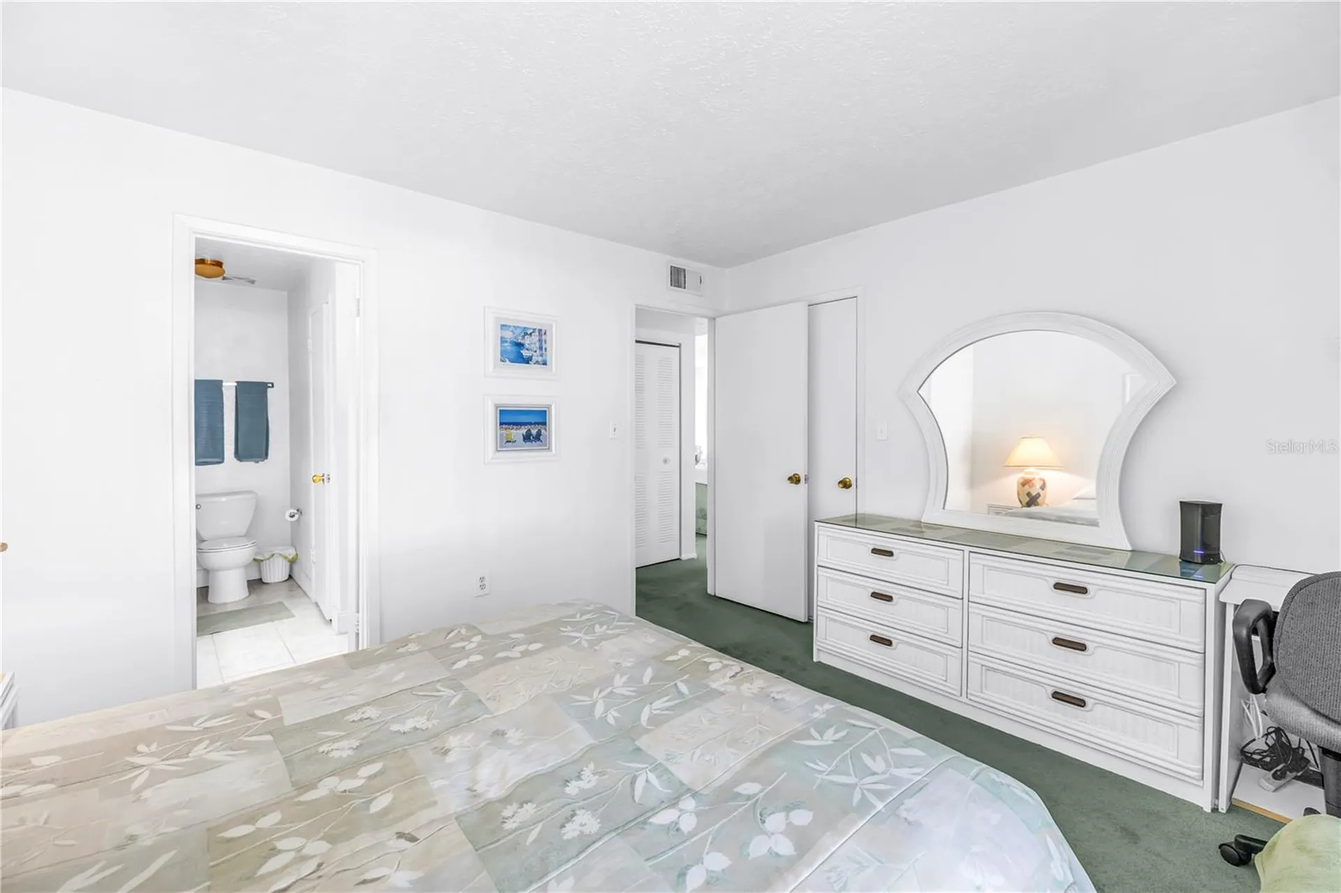 3742 41st Way S St Petersburg FL 33711