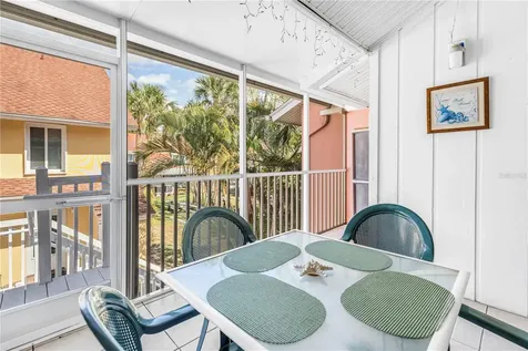 3742 41st Way S St Petersburg FL 33711