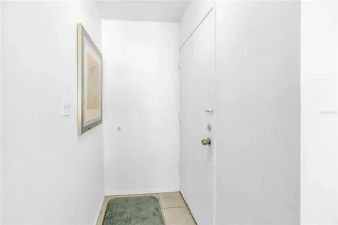 3742 41st Way S St Petersburg FL 33711