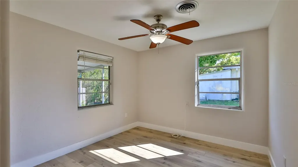 11 Swan Avenue New Smyrna Beach FL 32168