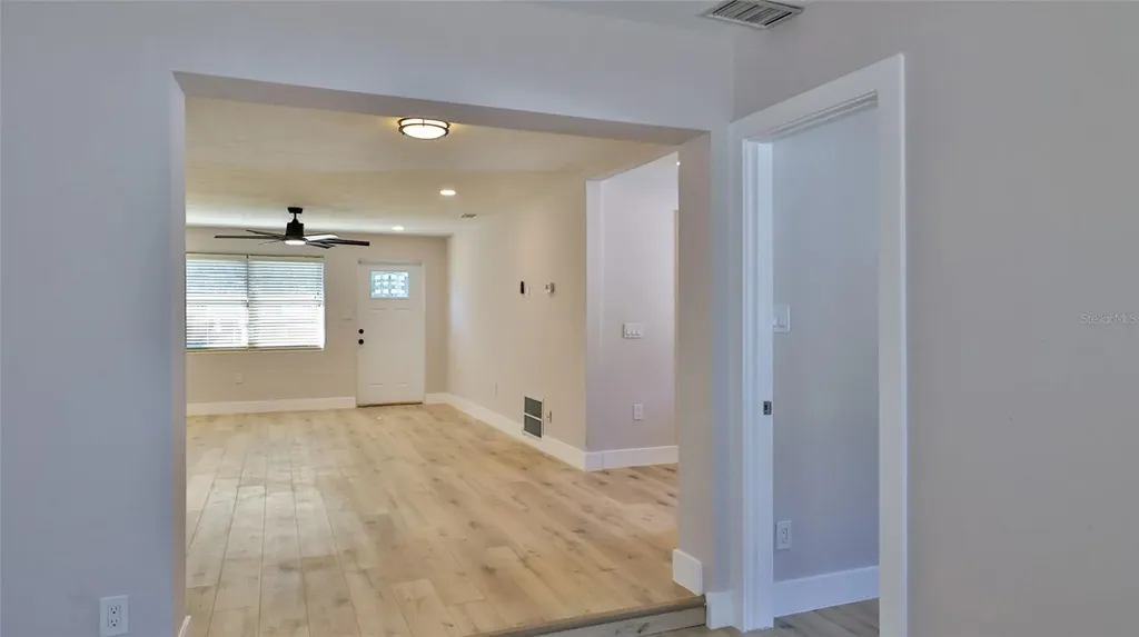11 Swan Avenue New Smyrna Beach FL 32168