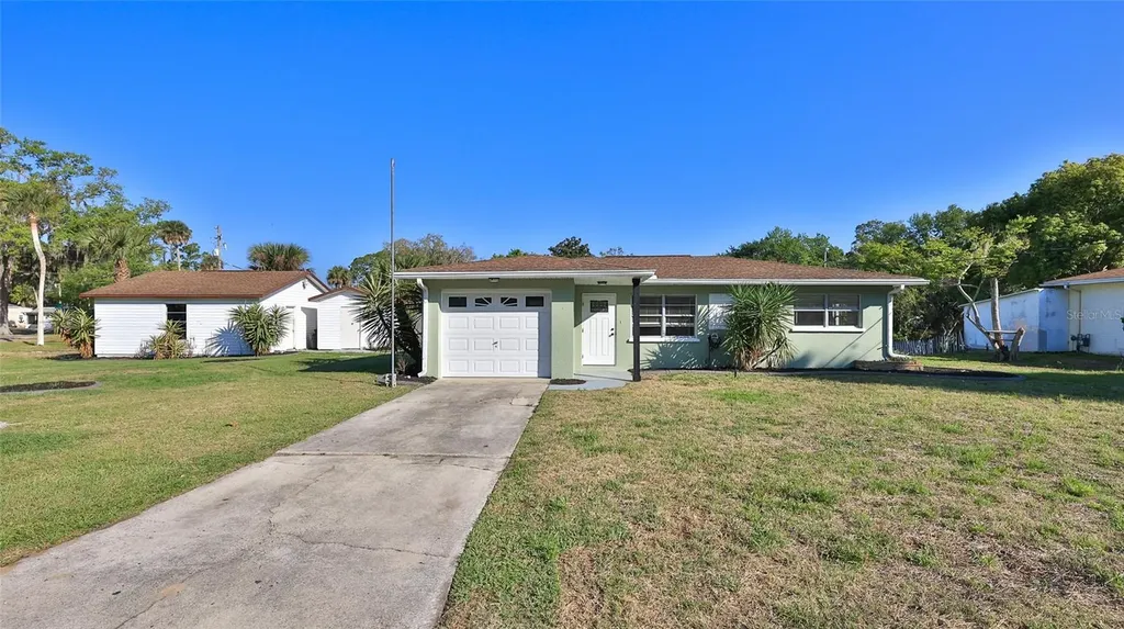 11 Swan Avenue New Smyrna Beach FL 32168