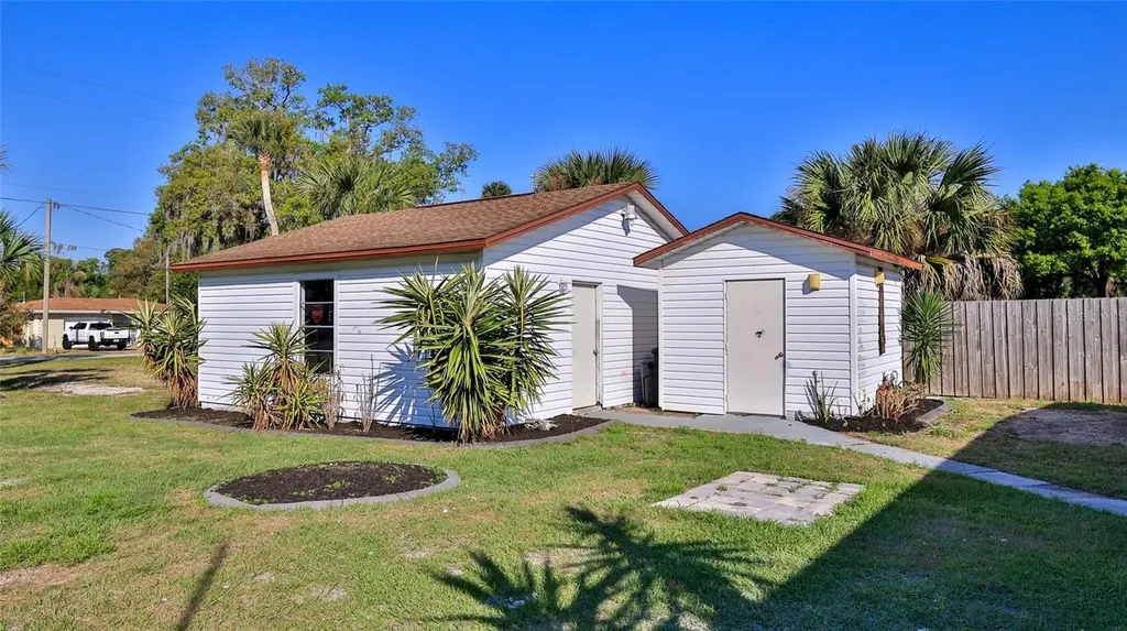 11 Swan Avenue New Smyrna Beach FL 32168