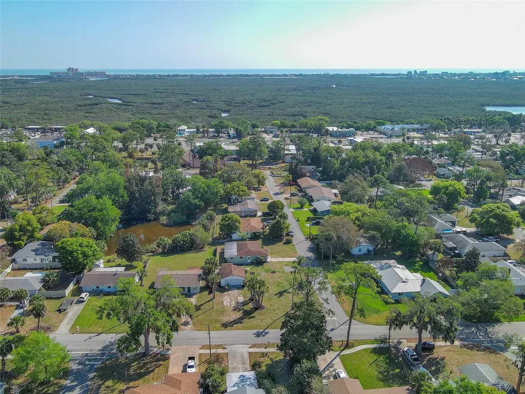 11 Swan Avenue New Smyrna Beach FL 32168