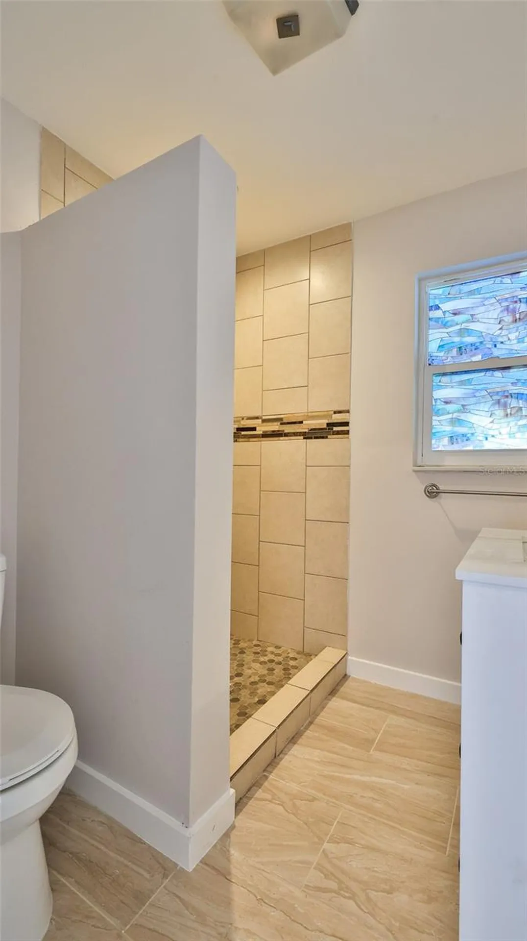 11 Swan Avenue New Smyrna Beach FL 32168