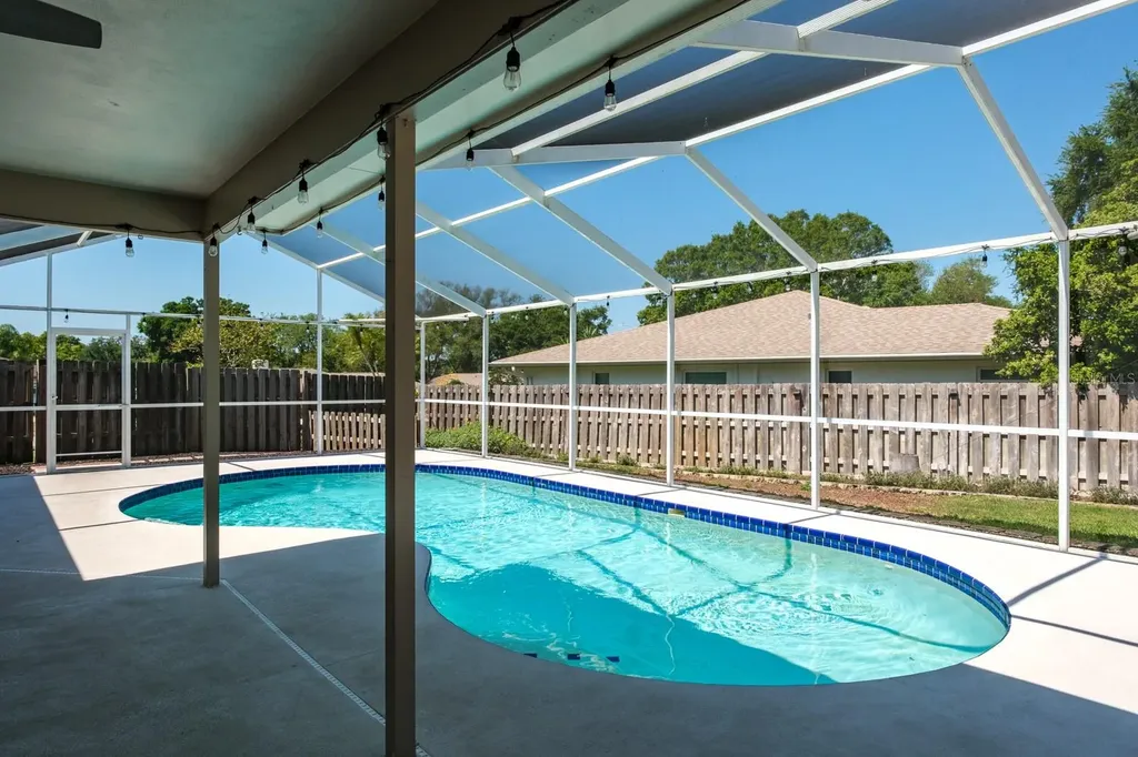 75 Woodcutter Lane Palm Harbor FL 34683