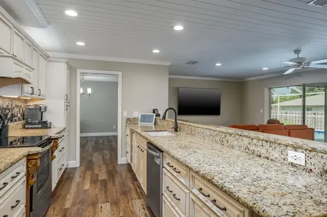 75 Woodcutter Lane Palm Harbor FL 34683