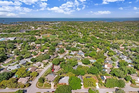75 Woodcutter Lane Palm Harbor FL 34683