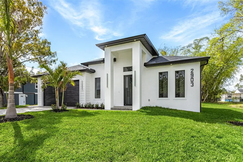 2903 10th Street SW Lehigh Acres FL 33976