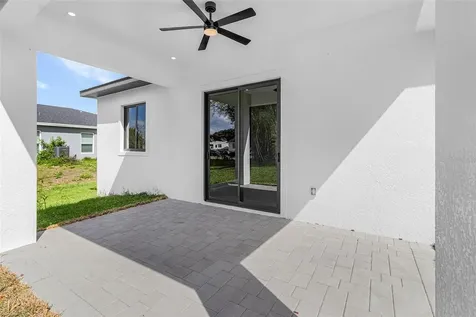 2903 10th Street SW Lehigh Acres FL 33976