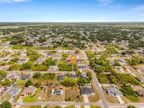 2903 10th Street SW Lehigh Acres FL 33976