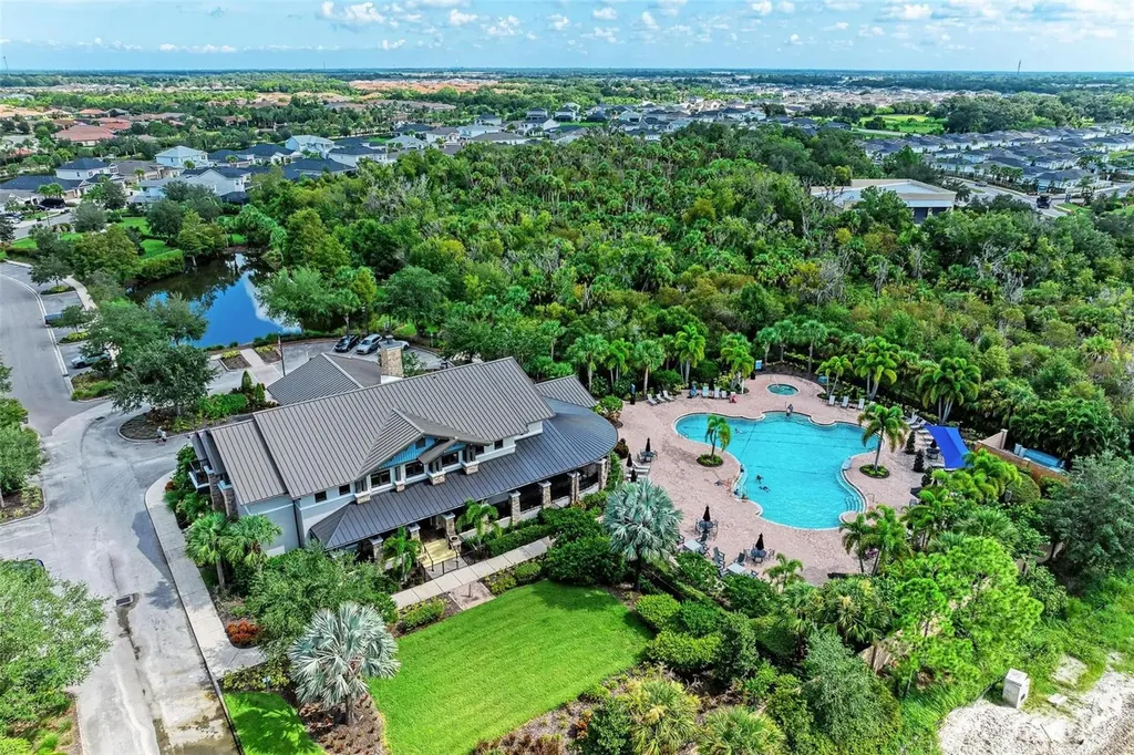 10010 Buckman Halls Drive Palmetto FL 34221