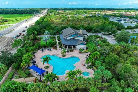 10010 Buckman Halls Drive Palmetto FL 34221