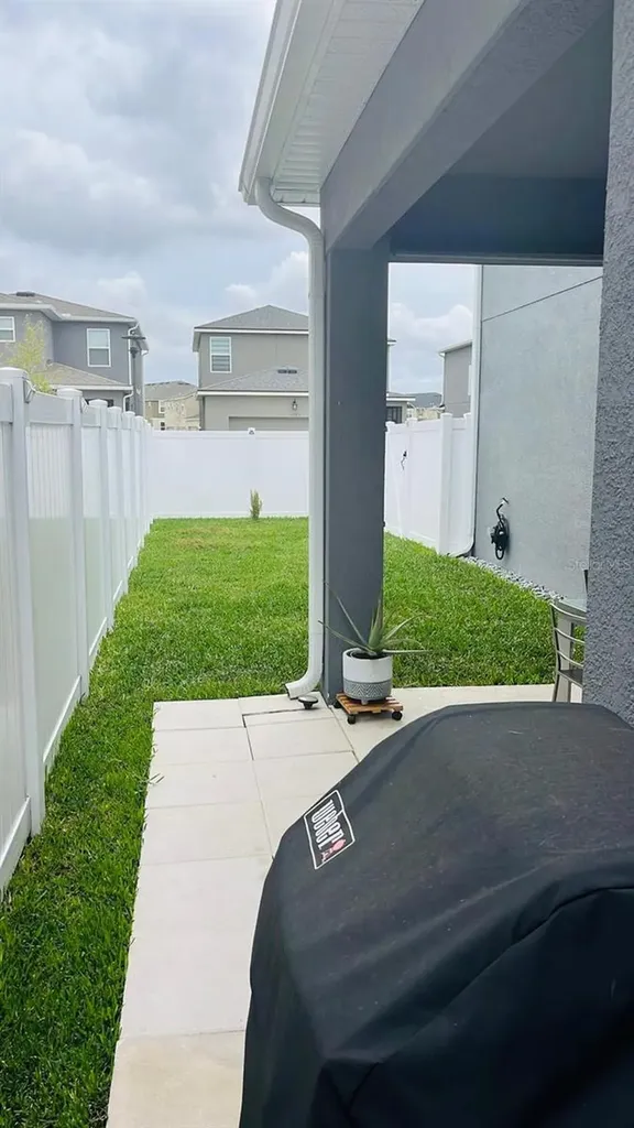 8565 Lamppost Lane Orlando FL 32832