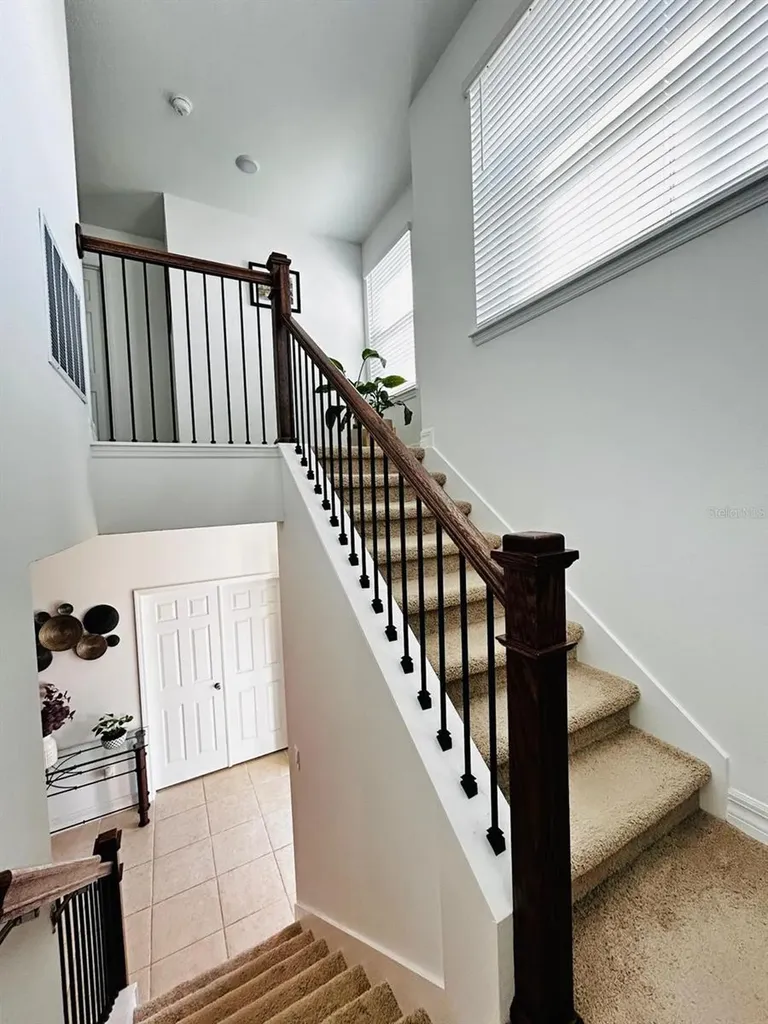 8565 Lamppost Lane Orlando FL 32832