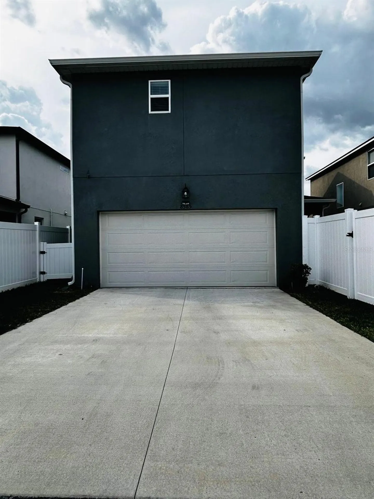 8565 Lamppost Lane Orlando FL 32832