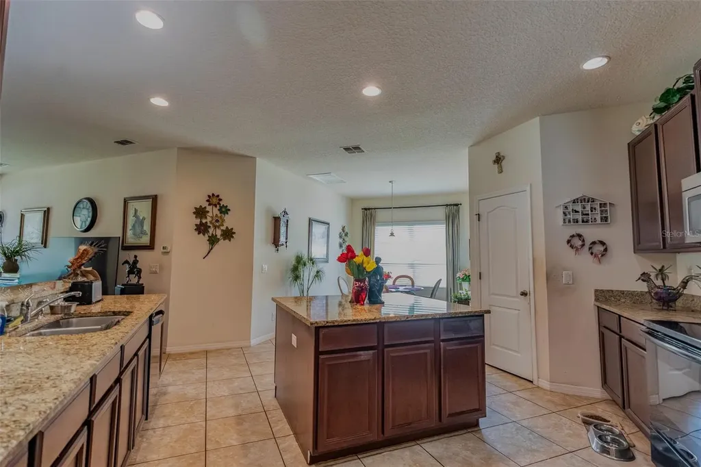 1517 Blue Grass Boulevard Deland FL 32724
