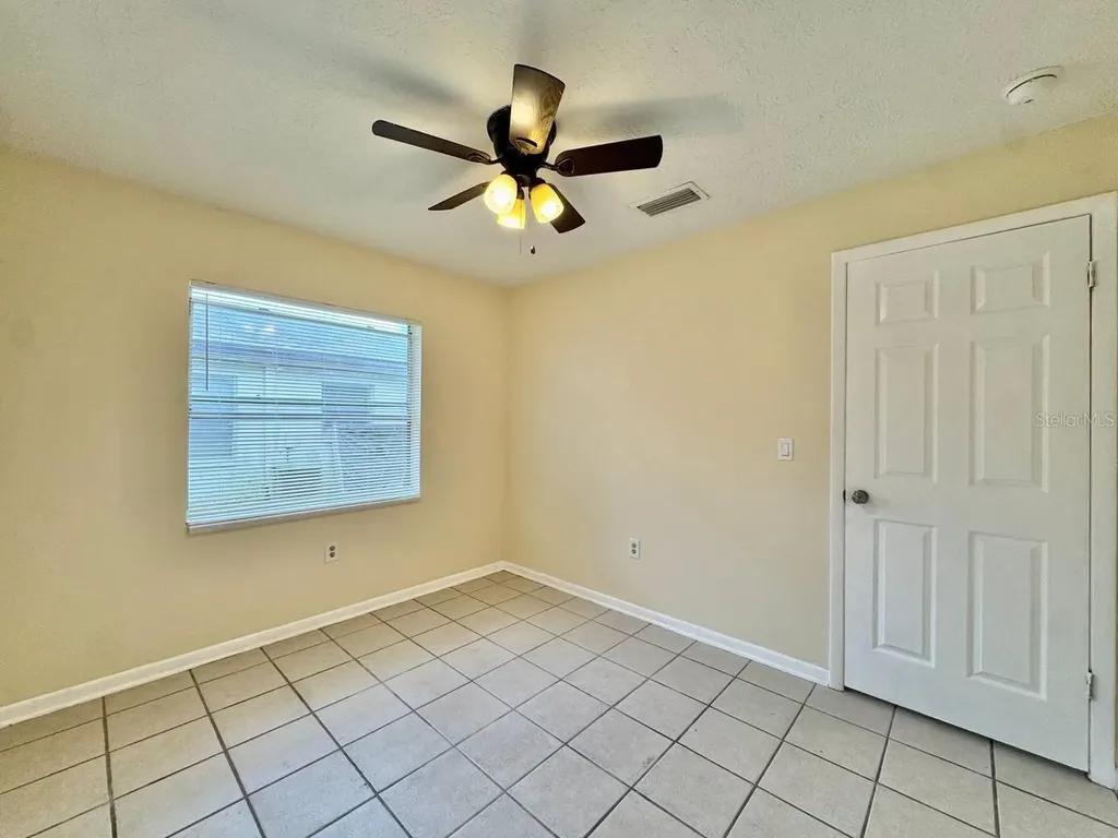 10015 N Aster Avenue Tampa FL 33612