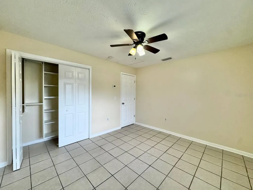 10015 N Aster Avenue Tampa FL 33612