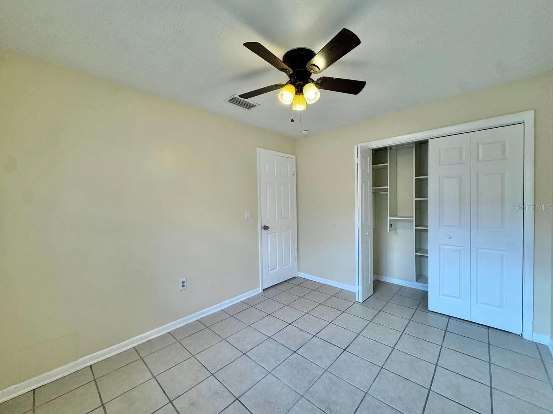10015 N Aster Avenue Tampa FL 33612