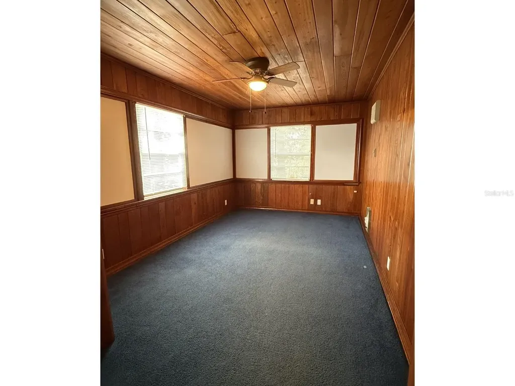 13725 10th Street Dade City FL 33525
