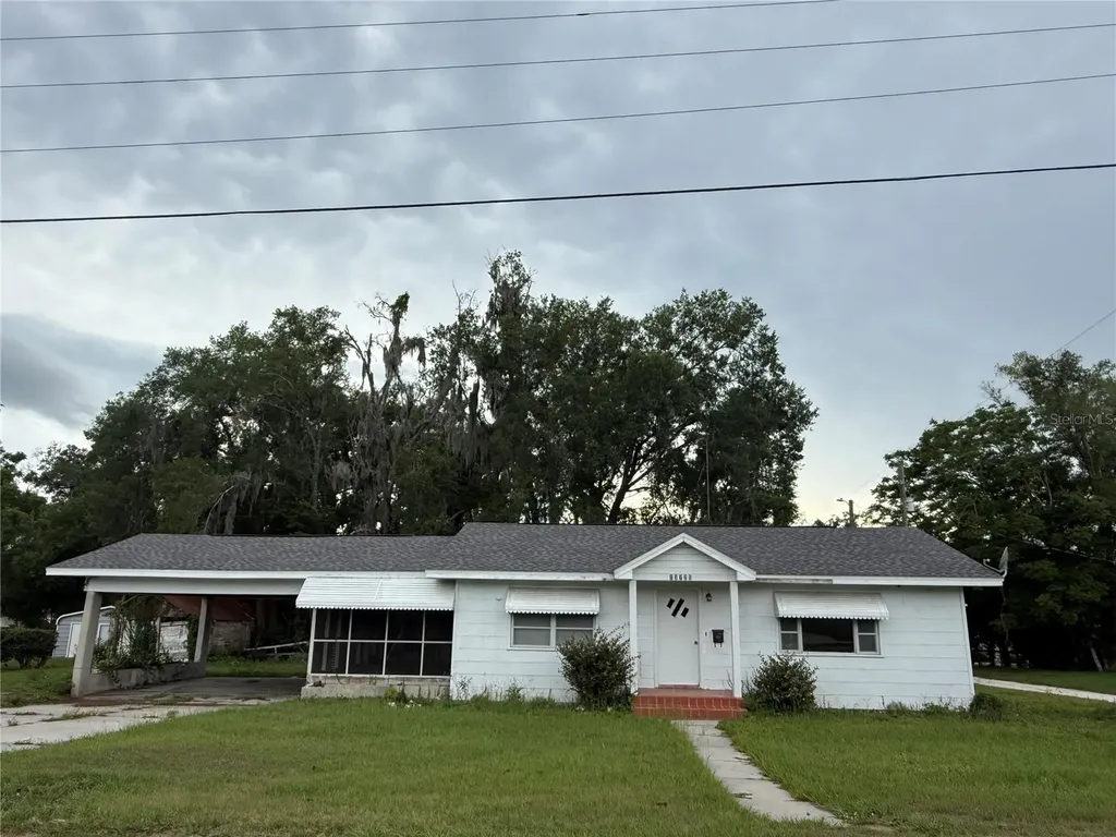 13725 10th Street Dade City FL 33525