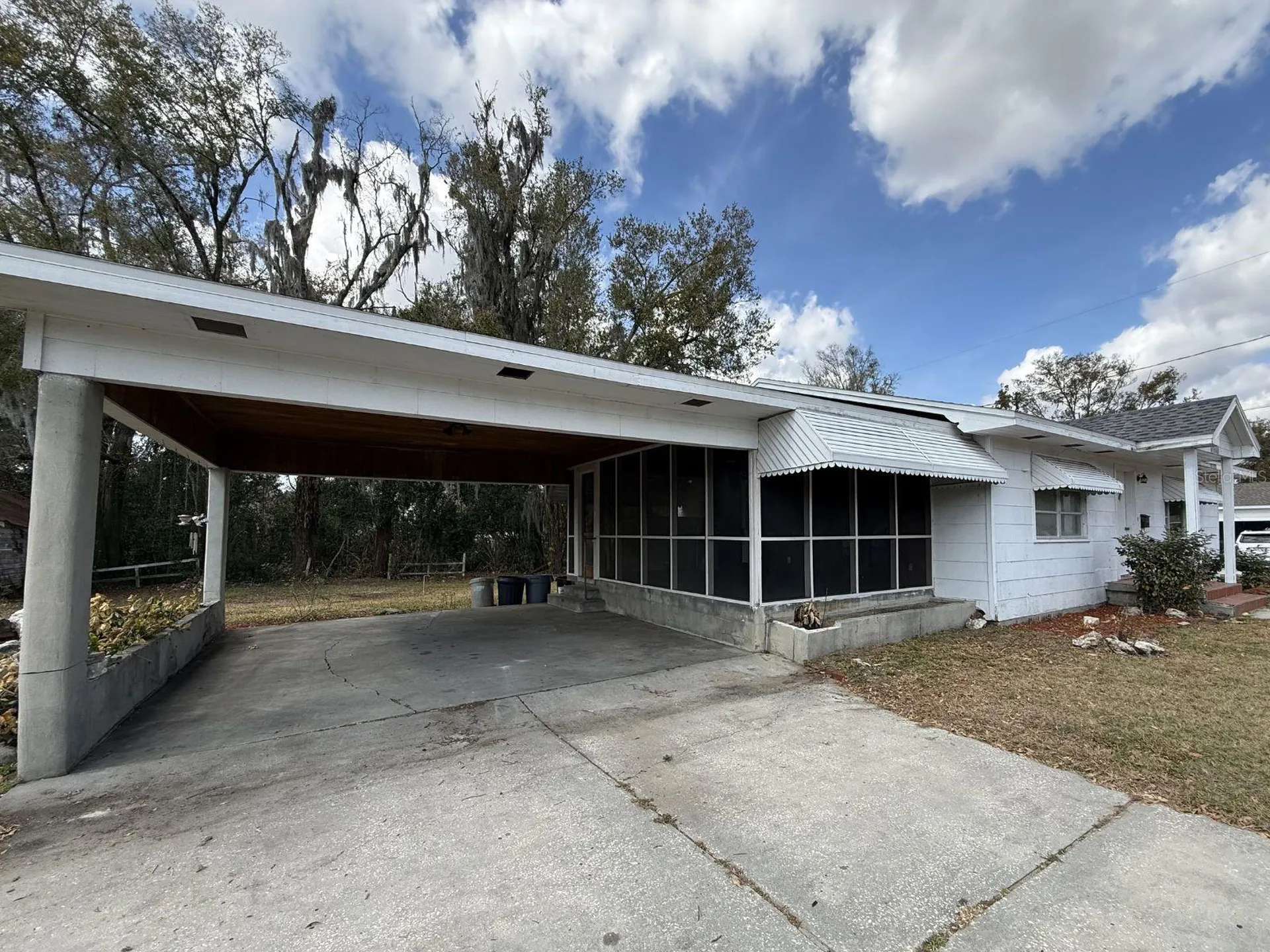 13725 10th Street Dade City FL 33525
