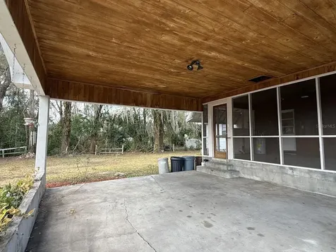 13725 10th Street Dade City FL 33525